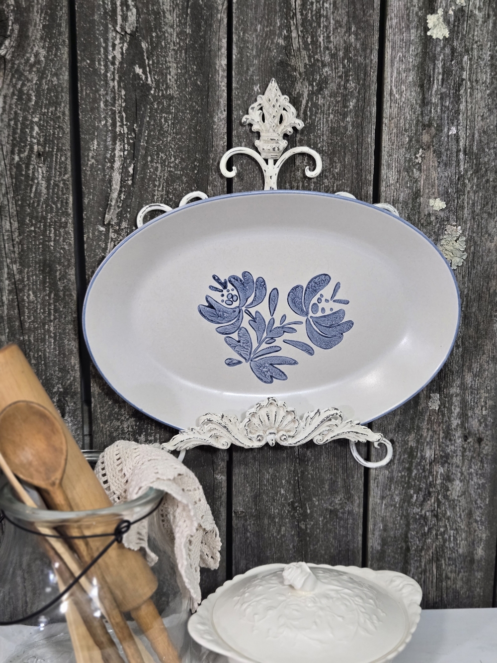Pfaltzgraff Yorktowne Platter
